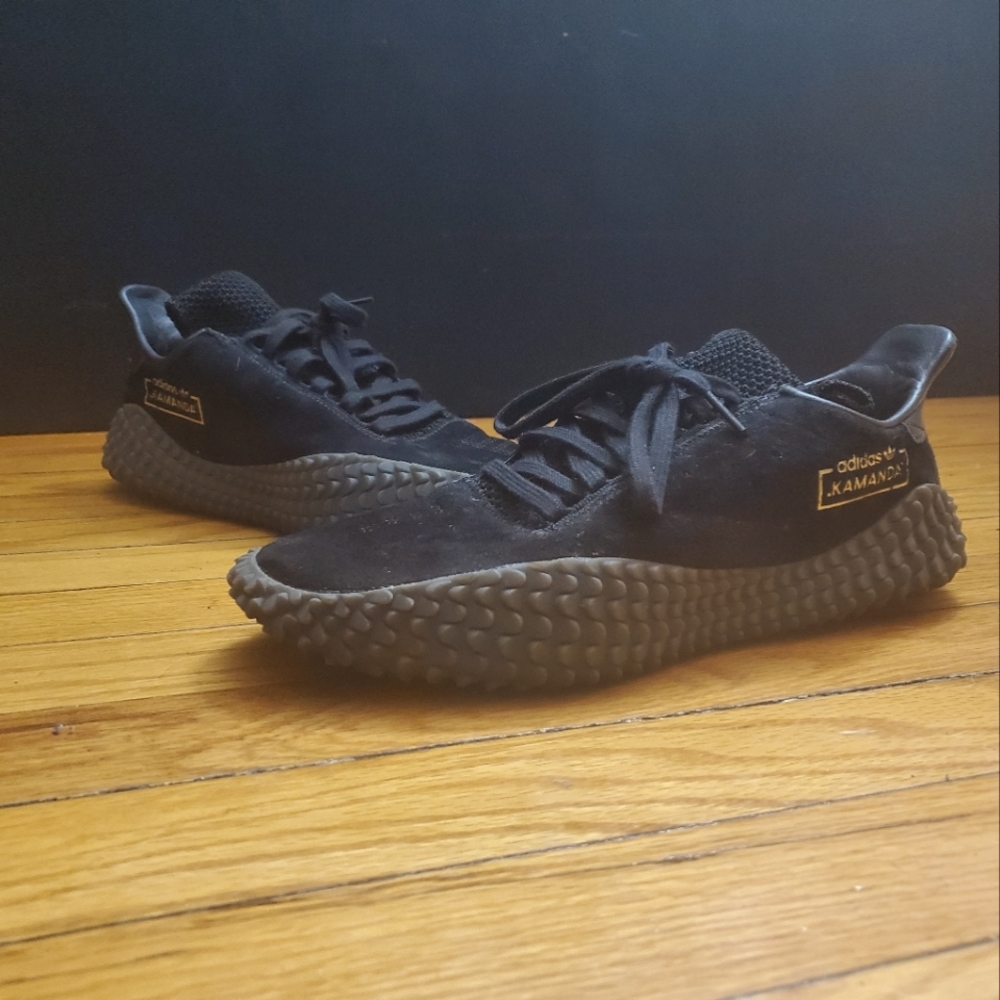Adidas kamanda triple black